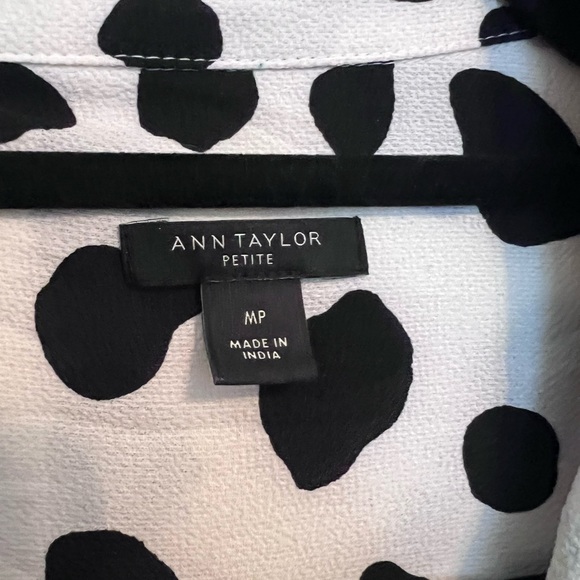 Ann Taylor Monochrome Polka Dot Blouse - Picture 4 of 8